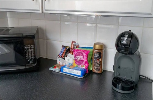 Ellemford House | Spacious Murrayfield Flat - Pass the Keys