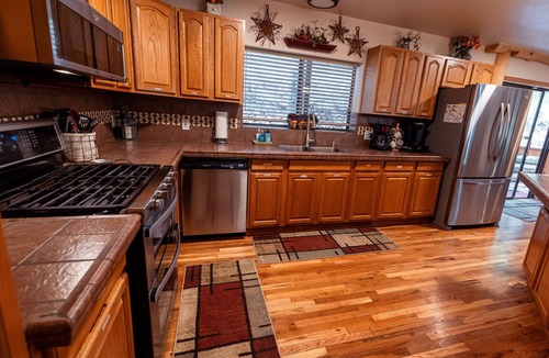 Cloudcroft Ski Chalet | Spacious, Mystic Woodlands Lodge