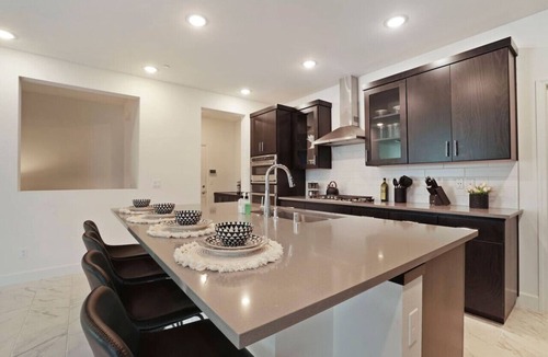 Lodi House | Spacious New 5BR Near Wineries