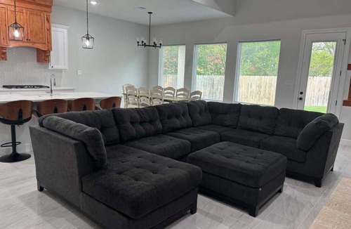 Wellborn House | Spacious New Home Near Texas A&M