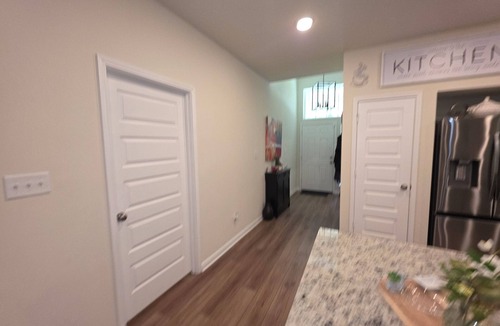 College Station House | "Spacious New Home Min from A&M. Relax with the Fam. in This Cozy 3-BR Getaway"