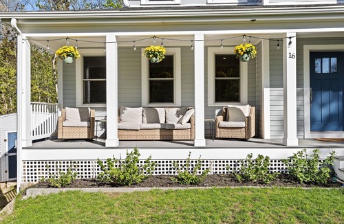 North Scituate House | Spacious new home 6-minute drive to beaches and historic Scituate Harbor!