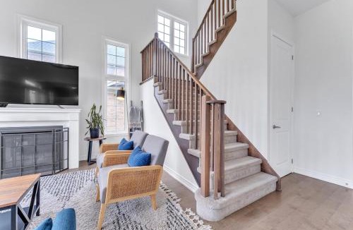 Carrying Place Villa | Spacious & New Prince Edward County Villa