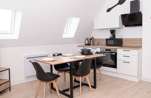 Tourcoing Apartment | Spacious new studio-Le velours royal