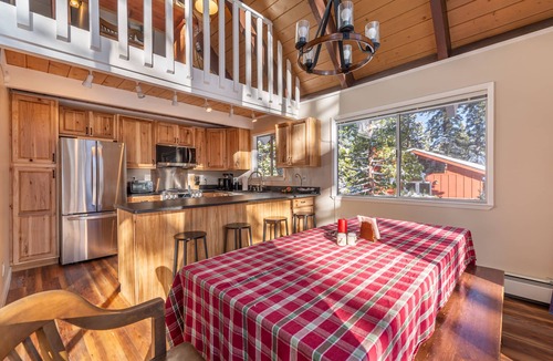 Carnelian Bay House | Spacious, newly remodeled, perfect location w/BBQ, Hot Tub, pool table, SmartTV