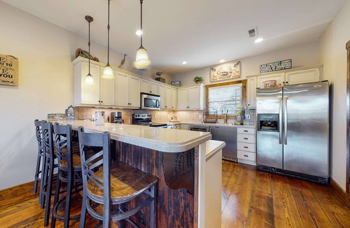 Andersonville House | Spacious Norris Lake Retreat・View・Deck・BBQ Grill