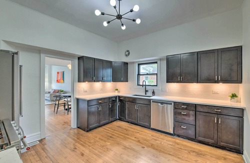 Oak Park House | Spacious Oak Park Home, 11 Mi to Downtown Chicago!
