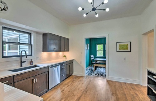 Oak Park House | Spacious Oak Park Home, 11 Mi to Downtown Chicago!