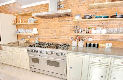 Norris Square Apartment | Spacious Oasis - Parking, Private Patio & Roofdeck