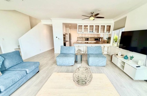 South Oceanside House | Spacious Ocean View House w/Beach View Roof Deck