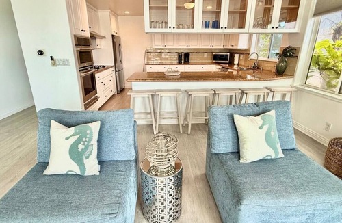 South Oceanside House | Spacious Ocean View House w/Beach View Roof Deck