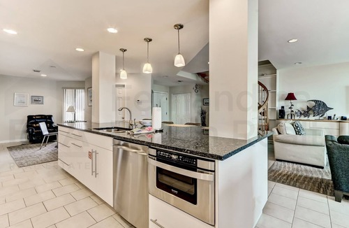 Fernandina Beach Condo | Spacious Oceanfront Penthouse Villa by RedAwning