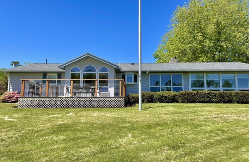 Searsport House | Spacious Oceanfront Home with Private Beach on Penobscot Bay