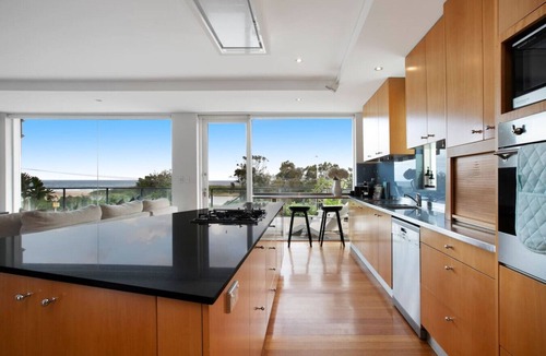 Collaroy House | Spacious Oceanview Escape with Pool & Cabana