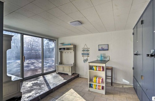 Ogallala House | Spacious Ogallala Retreat w/Game Room & Fire Pit