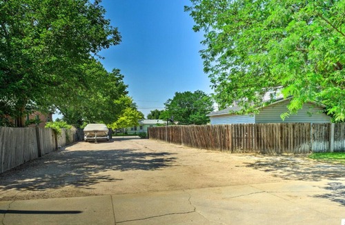 Ogallala House | Spacious Ogallala Retreat w/Game Room & Fire Pit