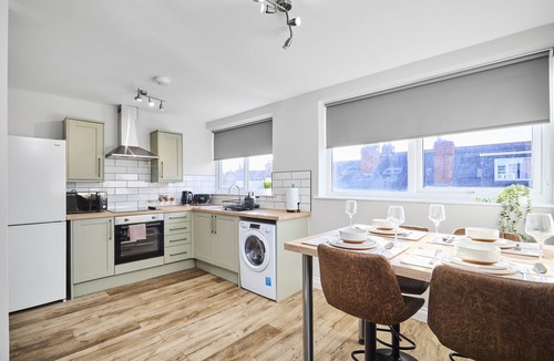 Headingley Apartment | Spacious One Bed Apt in Headingley