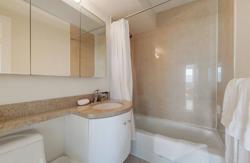 Beacon Hill Apartment | Spacious One Bedroom in Boston's West End