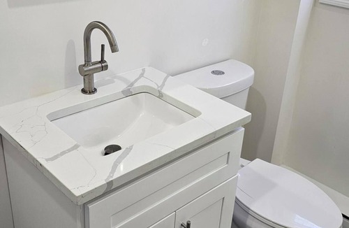 Huntington Station Apartment | Spacious One Bedroom suite