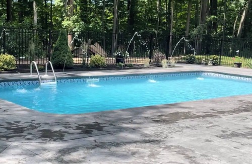 Schenectady House | Spacious Open Concept City Oasis with Pool