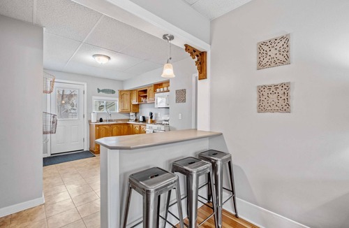 Manchester Apartment | Spacious Open-Concept Studio Short-Midterm Stays