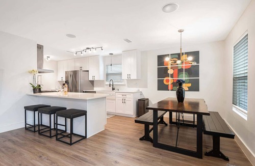 Southampton House | Spacious & Open S Austin Home - Good Vibes Getaway