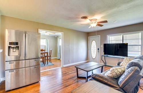 Orange House | Spacious Orange Rental ~ 3 Mi to Museums & Garden!