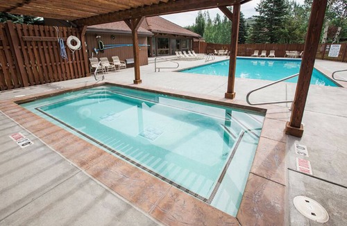North Park City Condo | Spacious Park City 4BR, Walk to Three Kings Lift, Mountain Views, Pool & Hot Tu