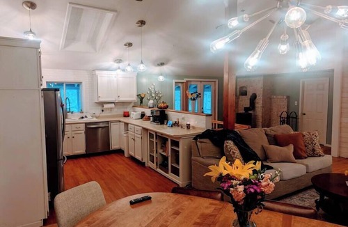 Nottingham House | Spacious Pawtuckaway Getaway