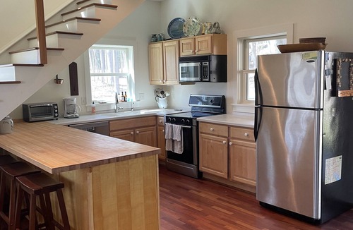 Wellesley Island House | Spacious Peaceful home in the Woods on Wellesley Island