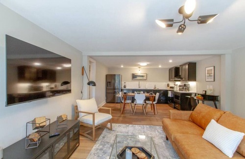 Franklin Villa | Spacious & Peaceful- Historic Franklin Quadplex
