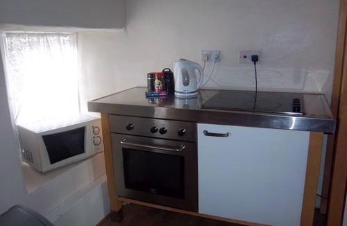 Longnor Apartment | Spacious Peak District Apartment, Pets Welcome, Sleeps 2, Open Fire