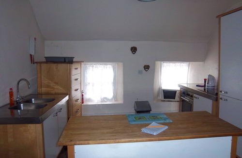 Longnor Apartment | Spacious Peak District Apartment, Pets Welcome, Sleeps 2, Open Fire