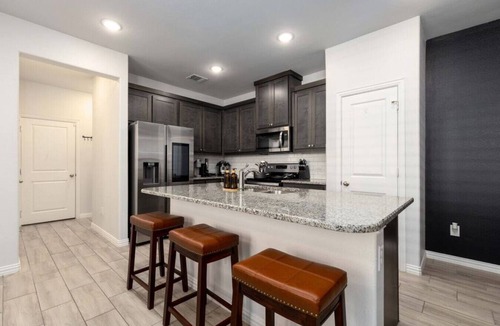 Fort Worth House | Spacious Pet Friendly | Sleeps 6