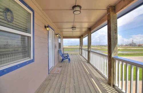 Leeward Sands House | Spacious & Pet Friendly - Game Room Sleeps 10