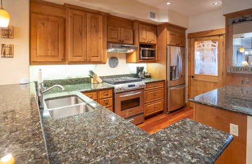 Downtown Steamboat Springs Condo | Spacious Pet Friendly Downtown Condo.Walking Distance to Everything!
