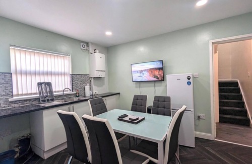 Clayton House | Spacious Powell Home Sleeps 11 6 bed 1,5 bath