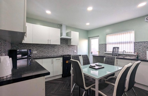 Clayton House | Spacious Powell Home Sleeps 11 6 bed 1,5 bath