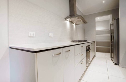 Point Cook House | Spacious Point Cook Retreat w/Free Parking