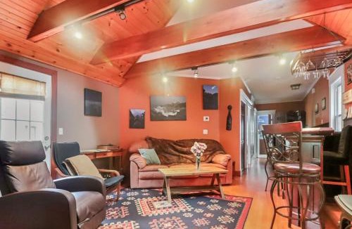 Parkside House | Spacious Portland Home With Parking