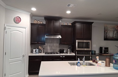 Wellborn House | Spacious Private Suite & Living Room in College Station - 15 Mins from Texas A&M