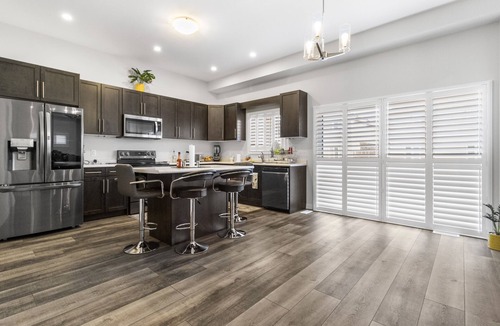 Niagara Falls House | Spacious Private Getaway Minutes to Niagara Falls!