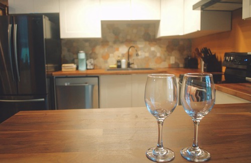 Chalk River Cottage | Spacious & Private Cottage | Escape into Nature| Deep River, Algonguin