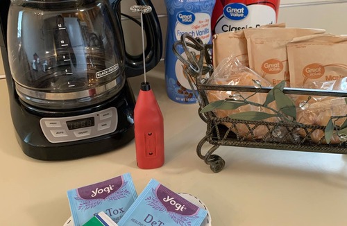 Puyallup Apartment | 🔥SPACIOUS, PRIVATE, & CONVENIENT 2/1 IN PUYALLUP🔥