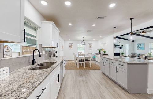 Bradenton House | Spacious private home with heating optional pool, patio, and large yard