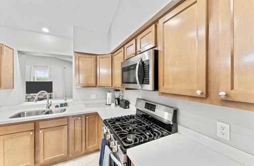 Sierra Vista House | Spacious & Private Sierra Vista Retreat with Pool!