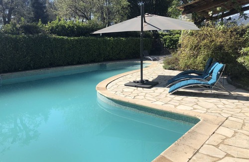 Roquefort-les-Pins Villa | Spacious Provencal villa in absolute calm.