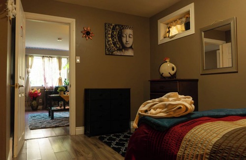 Thunder Bay Apartment | Spacious Queen Bed Home: A Perfect 5-Star Long Term Stay