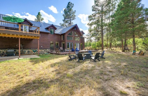 Pagosa Springs House | Spacious & Quiet Pagosa Springs Cabin w/Deck!