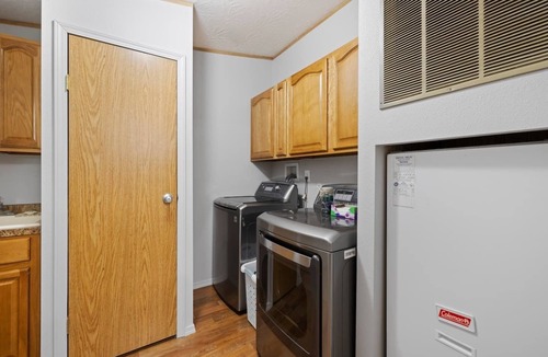 Finley House | Spacious Ranch Home with Fenced Yard